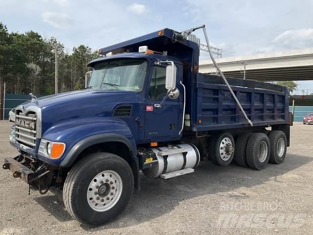 Mack CV713 Tippbilar