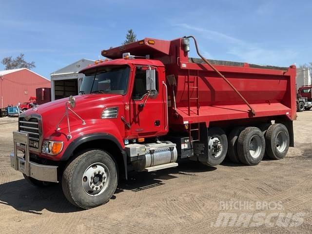 Mack CV713 Tippbilar