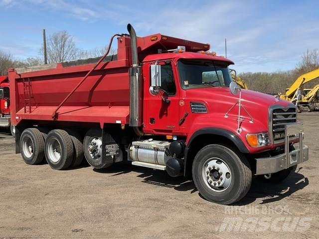 Mack CV713 Tippbilar