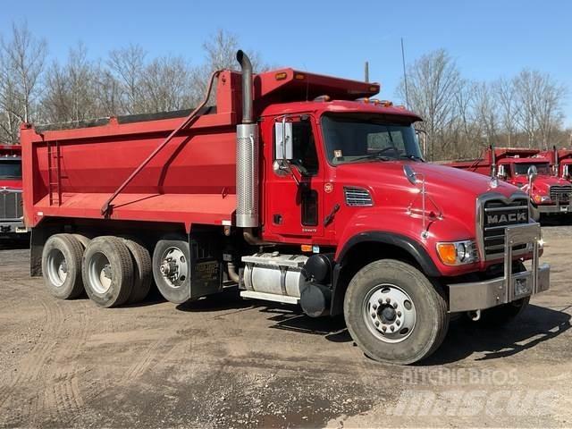 Mack CV713 Tippbilar