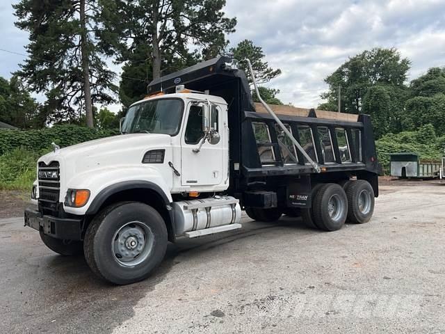 Mack CV713 Tippbilar
