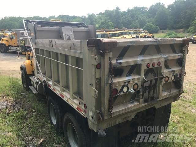 Mack CV713 Tippbilar