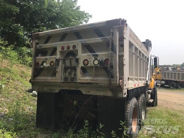 Mack CV713 Tippbilar