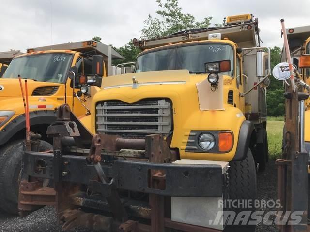 Mack CV713 Tippbilar