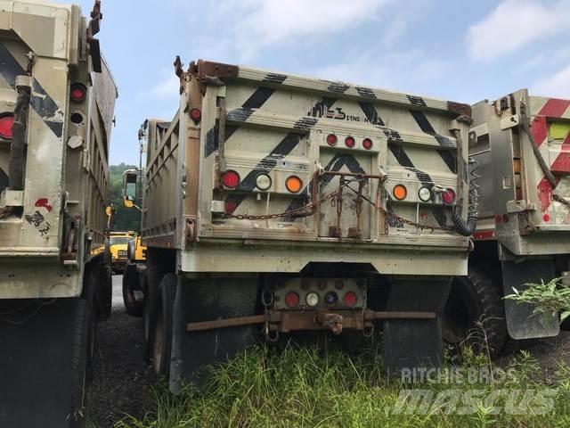 Mack CV713 Tippbilar