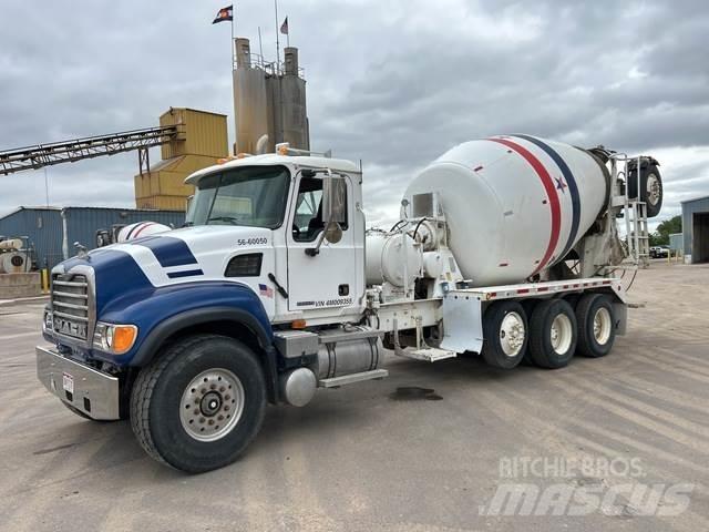 Mack CV713 Övriga bilar