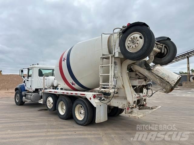 Mack CV713 Övriga bilar