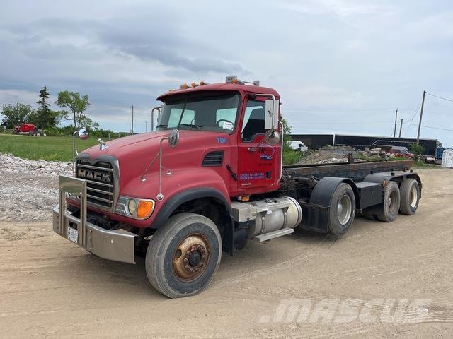 Mack CV713 Liftdumperbilar