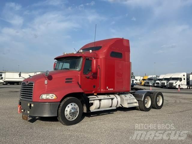 Mack CX613 Dragbilar