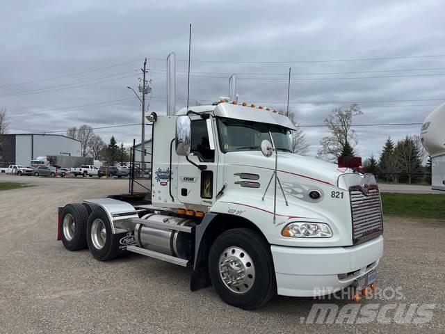 Mack CXN613 Dragbilar