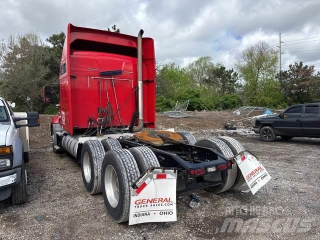 Mack CXU613 Dragbilar