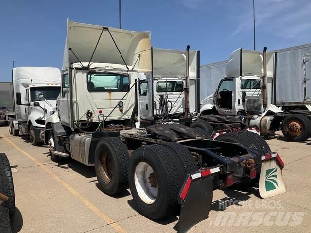 Mack CXU613 Dragbilar