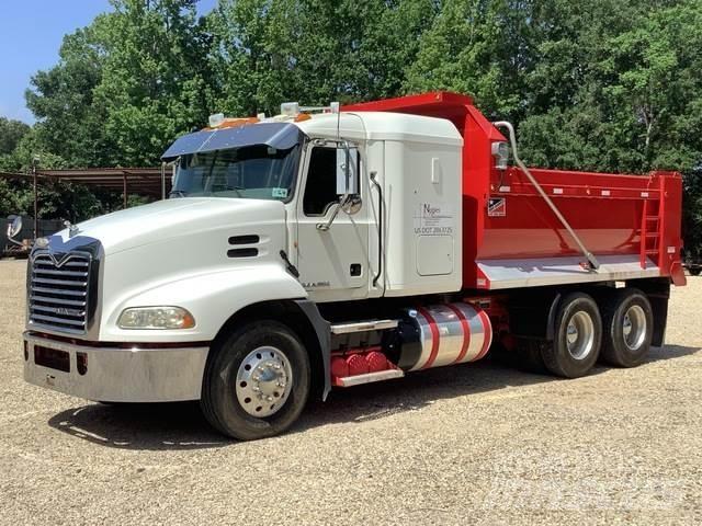 Mack CXU613 Tippbilar