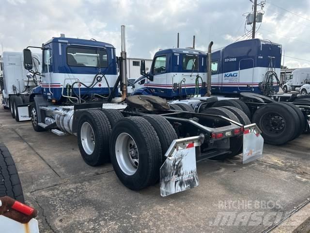 Mack CXU613T Dragbilar
