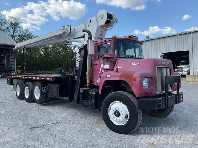Mack DM686S Övriga bilar