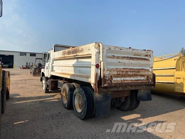 Mack DM686S Tippbilar
