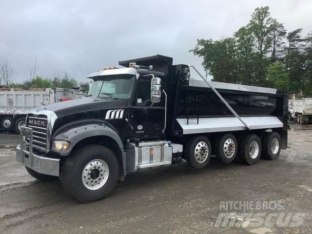 Mack GR64F Tippbilar