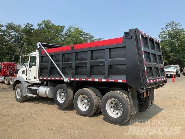 Mack Granite Tippbilar