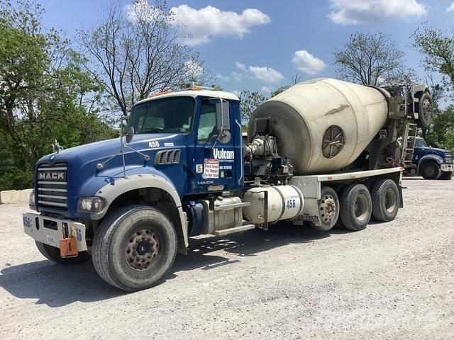 Mack GU713 Övriga bilar
