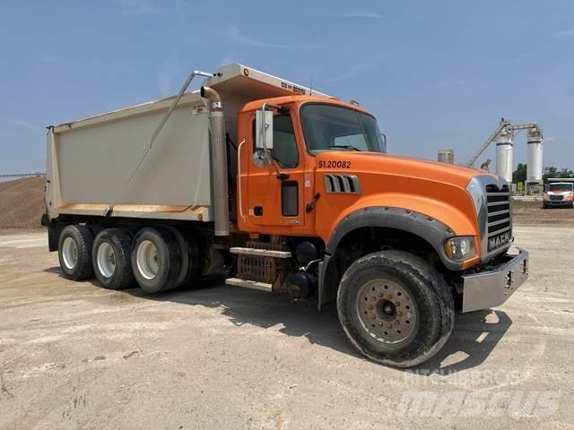Mack GU713 Tippbilar