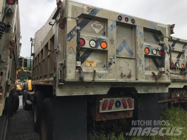 Mack GU713 Tippbilar