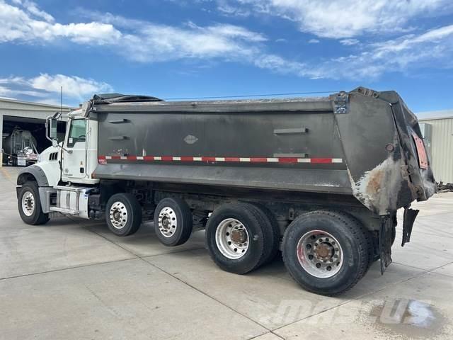 Mack GU713 Tippbilar