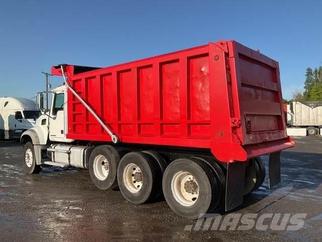 Mack GU713 Tippbilar