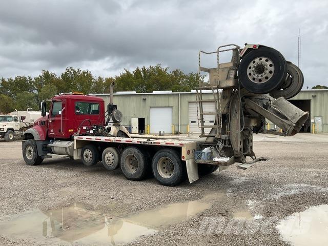 Mack GU713 Övriga bilar