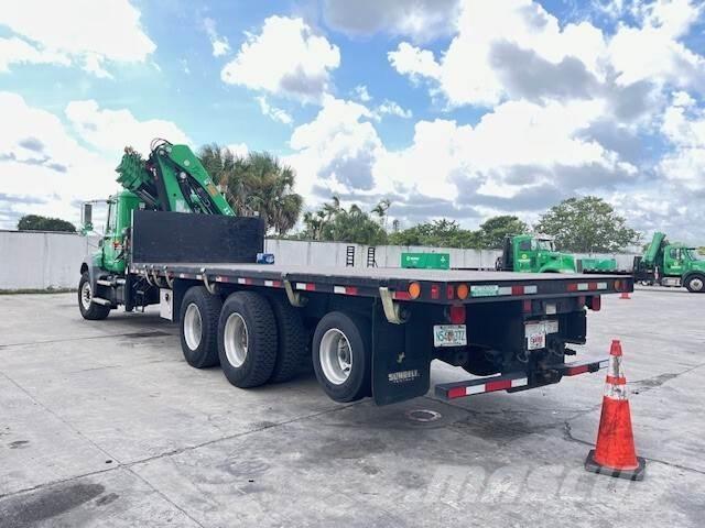 Mack GU813 Övriga bilar