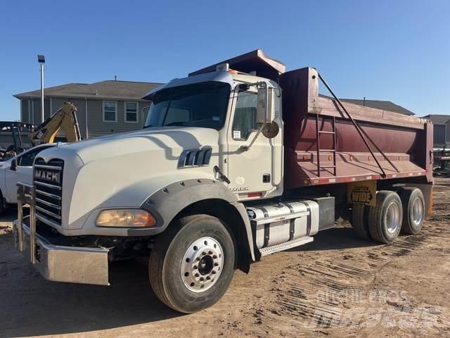 Mack GU813 Tippbilar