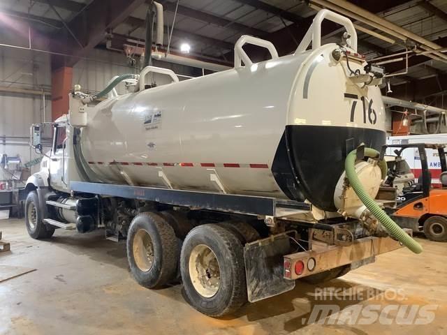 Mack GU813 Tankbilar
