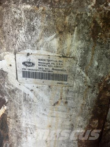 Mack LE613 Sopbilar