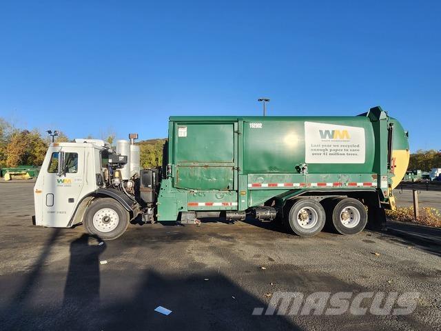 Mack MRU613 Sopbilar