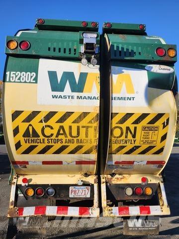 Mack MRU613 Sopbilar