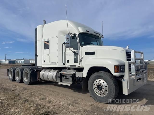 Mack PI86T Dragbilar
