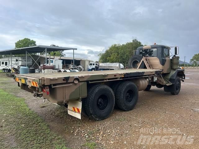 Mack R686T Flakbilar