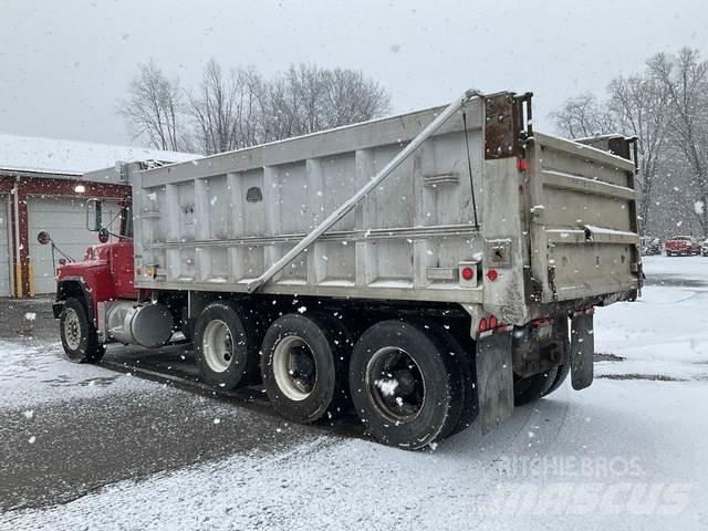 Mack RB688S Tippbilar