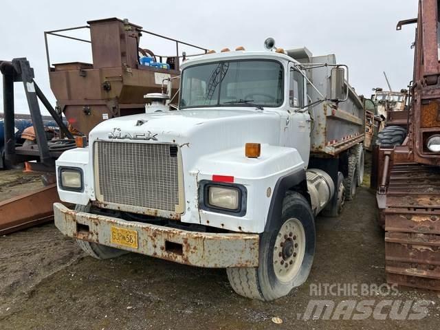 Mack RD688S Tippbilar