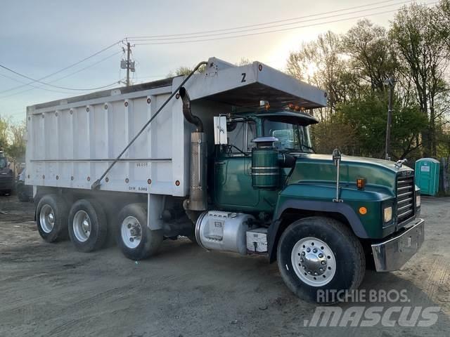 Mack RD688S Tippbilar