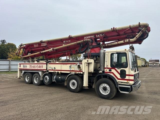 Mack S 45SX Lastbilar med betongpump