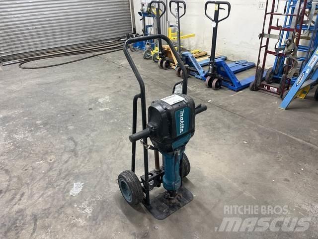 Makita HM1812 Entreprenad - Övrigt