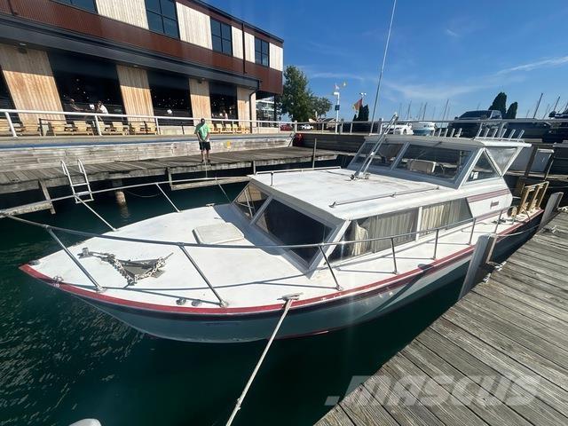  Marinette Arbetsbåtar, pråmar och pontoner