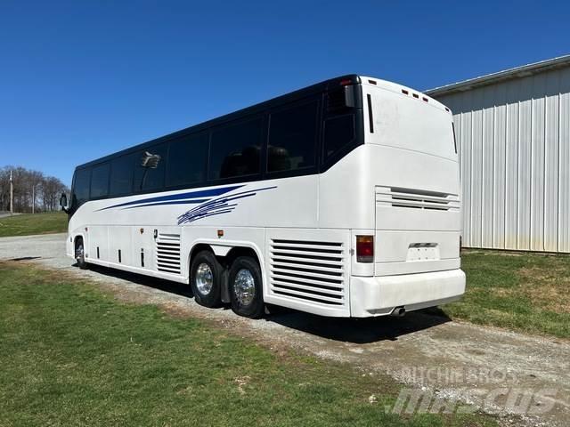 MCI 102-EL3 Minibussar