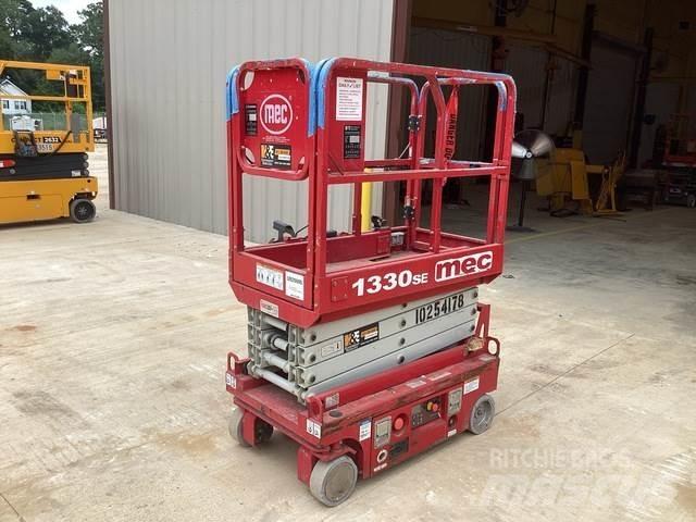 MEC 1330SE Saxliftar