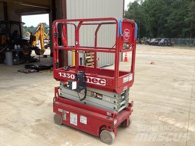 MEC 1330SE Saxliftar