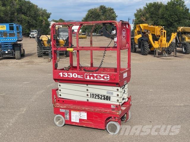 MEC 1330SE Saxliftar