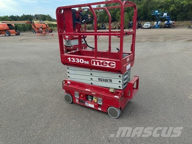 MEC 1330SE Saxliftar
