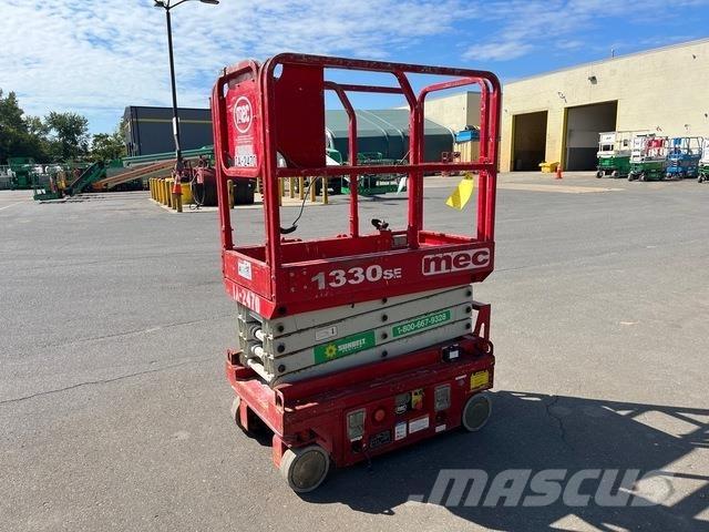 MEC 1330SE Saxliftar