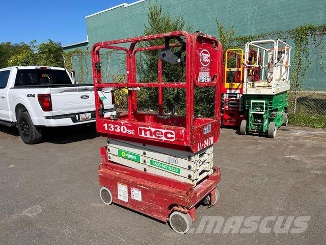 MEC 1330SE Saxliftar