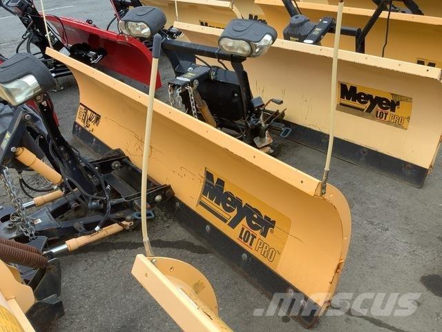 Meyer LP-9.0 Snöblad och plogar